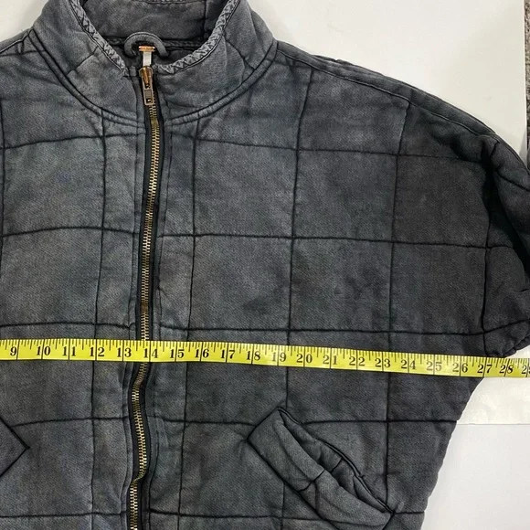 Free PeopleGray Quilted Zip-Up Jacket. Size: S.P - Picture 4 of 7